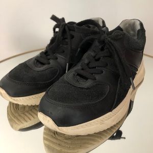 Everlane tread originals